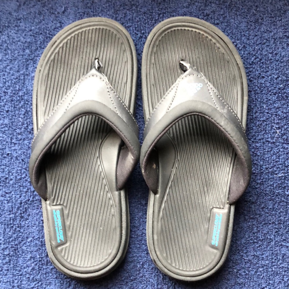 Adidas Supercloud Soft Quick-dry Sport Footbed, Black, Boys Size 2, minimal wear